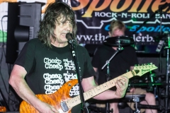 35385707_10213995107406656_930752664680005632_n