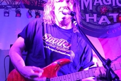 35404604_10213780490999925_6888327815578517504_n