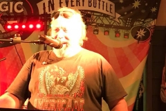 35414808_10213780489759894_546908817506435072_n