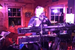 35922682_10213830206082771_5948954094973485056_n