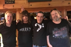 35922769_10213830238883591_2409714345136095232_n