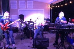 40684298_1480853012014341_3485384665286574080_n